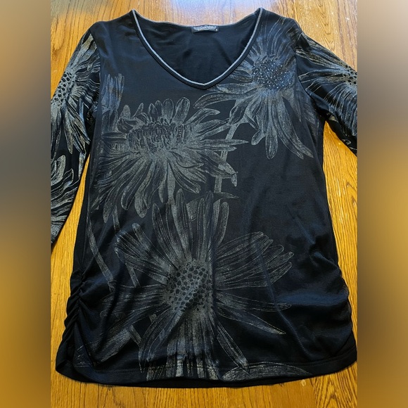 Vanilla Sugar black floral embellished women’s top. Size M. Very good condition - Picture 6 of 16